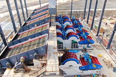 The Differences between Trommel Screen and Vibrating Screen