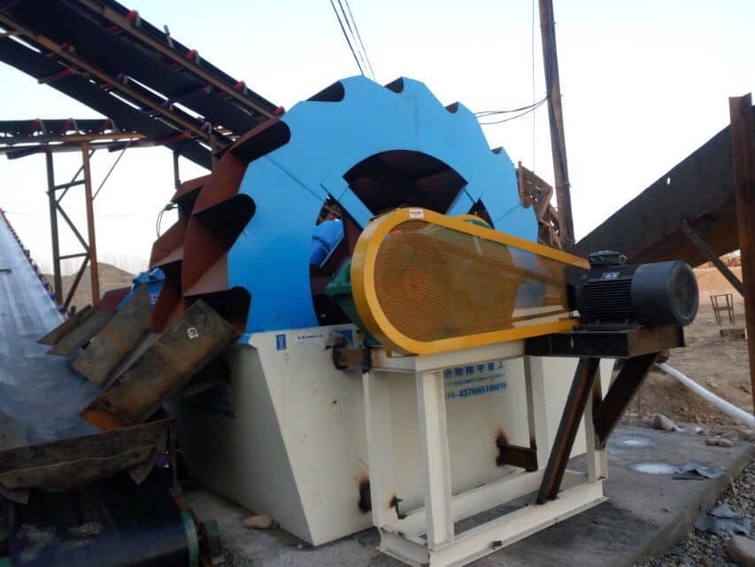 The Wheel Sand Washing Machine is suitable for cleaning the more difficult minerals such as mud and coal mining.