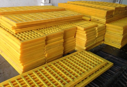 pu_vibrating_dewatering_screen